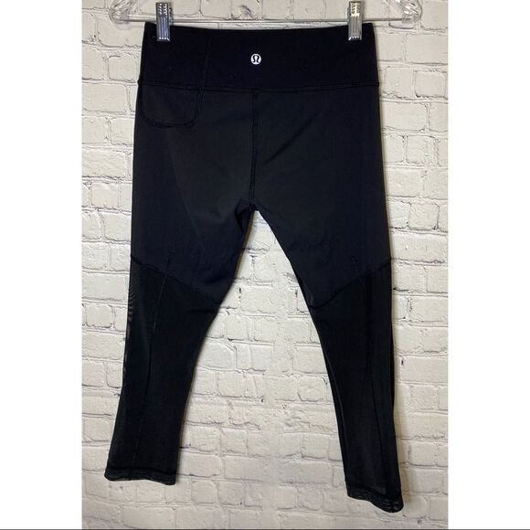Lululemon Black Breathe Easy Crop Legging Size 4 - Picture 4 of 9